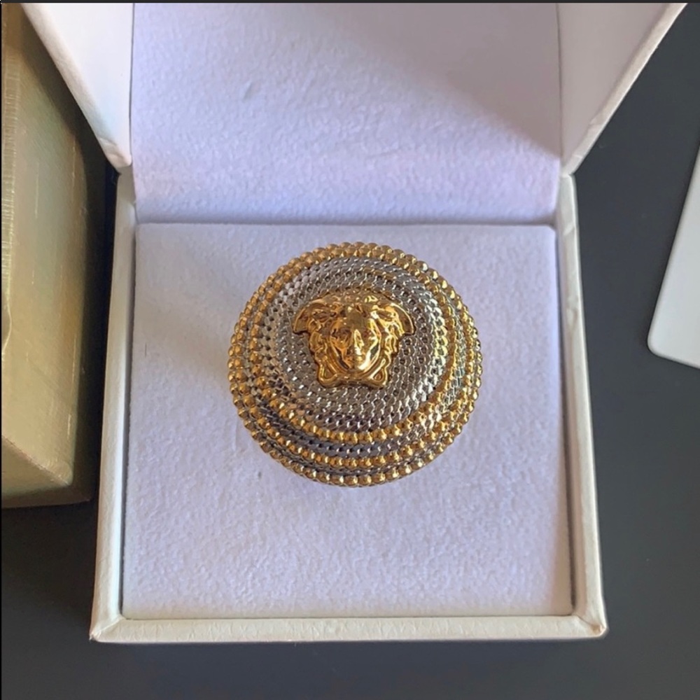 Versace Ring